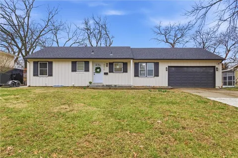 $285,000 | 8012 Elm Avenue, Raytown, MO 64138