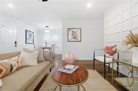 $285,000 | 8012 Elm Avenue, Raytown, MO 64138