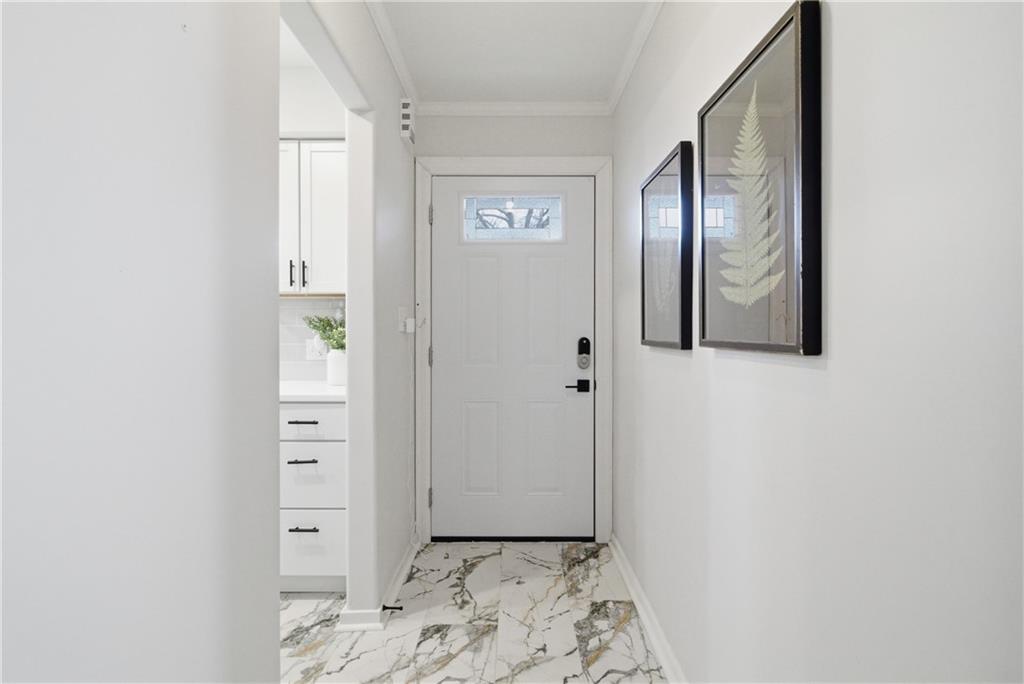 8012 Elm Avenue Raytown, MO 64138 - Photo 2 of 36