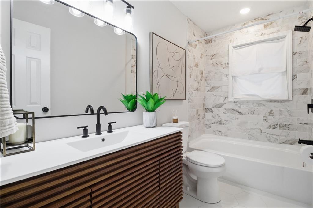 8012 Elm Avenue Raytown, MO 64138 - Photo 26 of 36