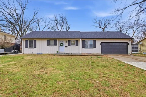$285,000 | 8012 Elm Avenue, Raytown, MO 64138