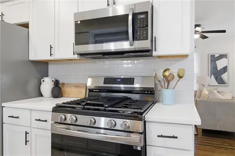 $285,000 | 8012 Elm Avenue, Raytown, MO 64138