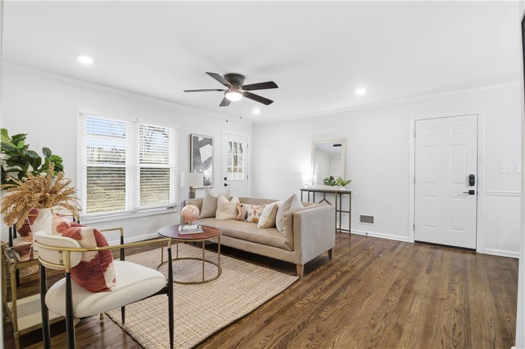 8012 Elm Avenue Raytown, MO 64138 - Photo 9 of 36