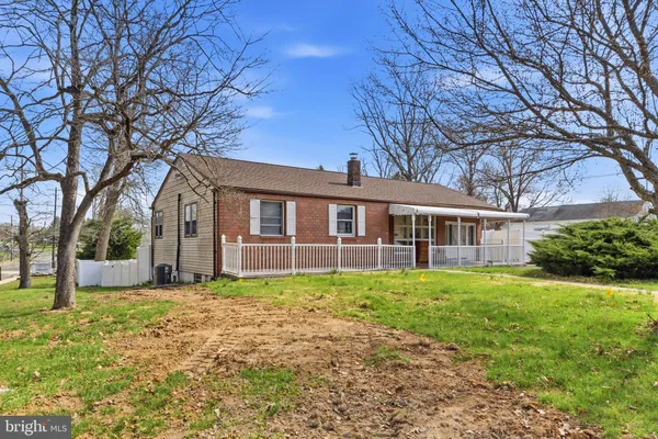 $389,900 | 360 Hollowbrook Drive, Ewing, NJ 08638