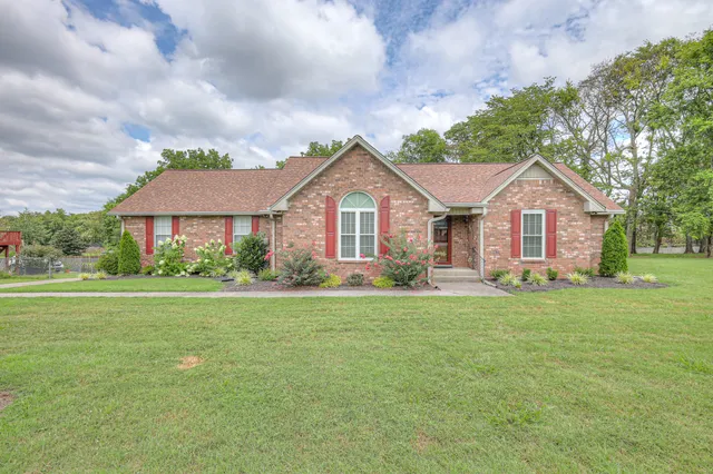 $525,500 | 522 North Greenhill Road, Mount Juliet, TN 37122