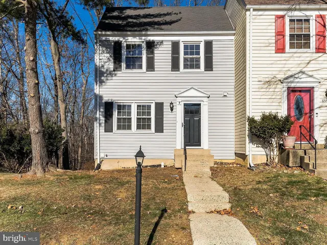 $3,200 | 6542 Birchleigh Way, Alexandria, VA 22315