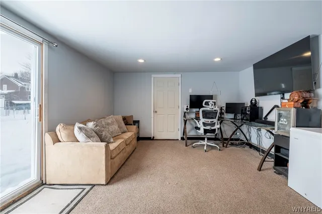 $175,000 | 70 Marlow Road, West Seneca, NY 14224