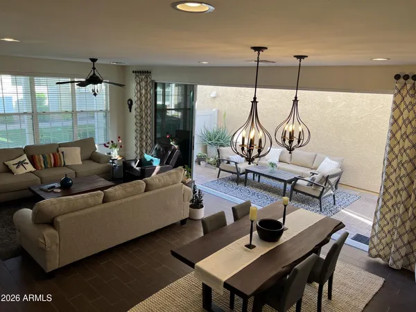 $479,500 | 1081 South Annie Lane, Gilbert, AZ 85296