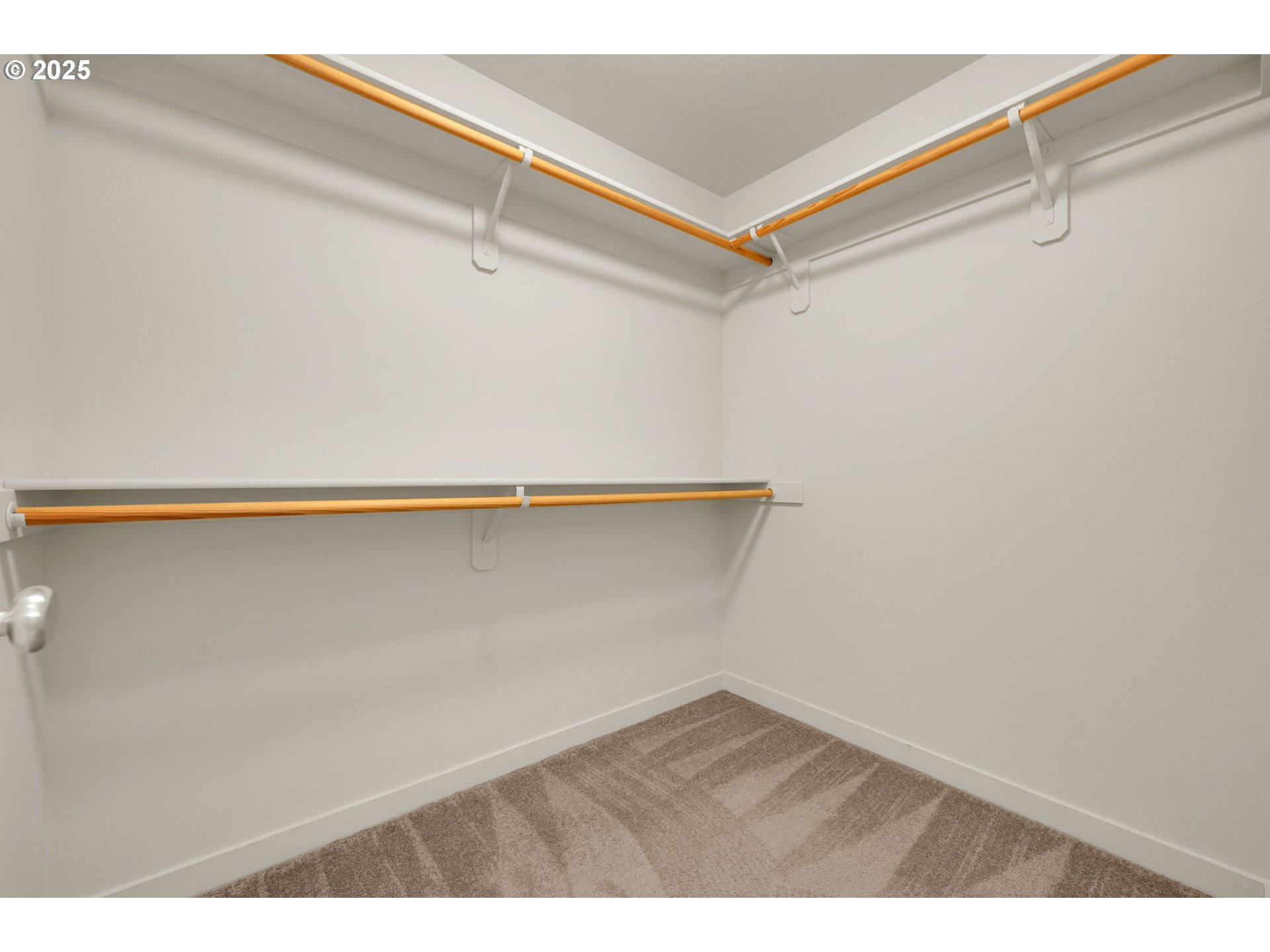 490 Raber Road Eugene, OR 97402 - Photo 30 of 37 a view of an empty walk in closet