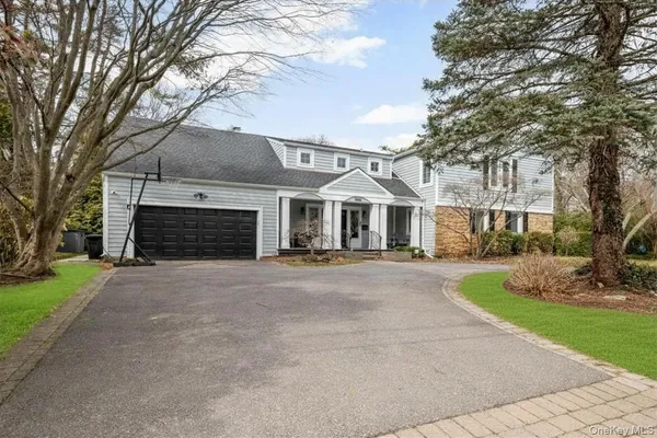$2,600,000 | 1040 Links Road, Woodmere, NY 11598