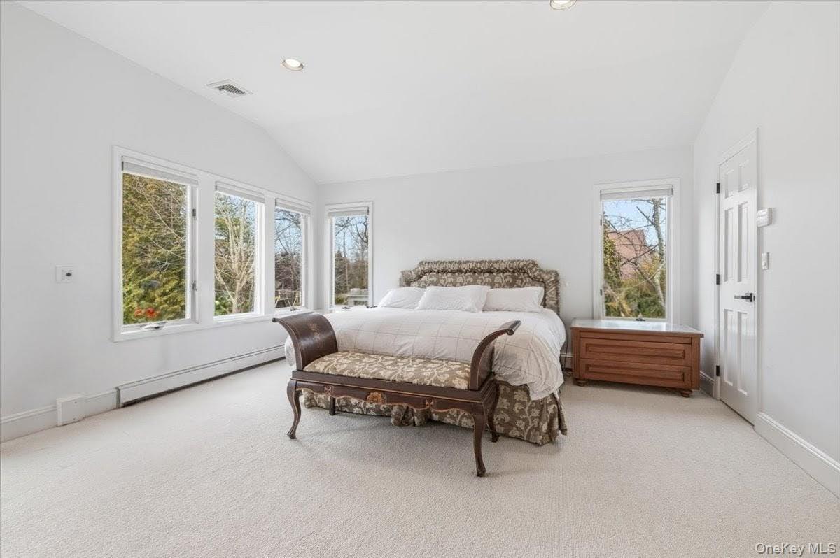 1040 Links Road Woodmere, NY 11598 - Photo 26 of 50