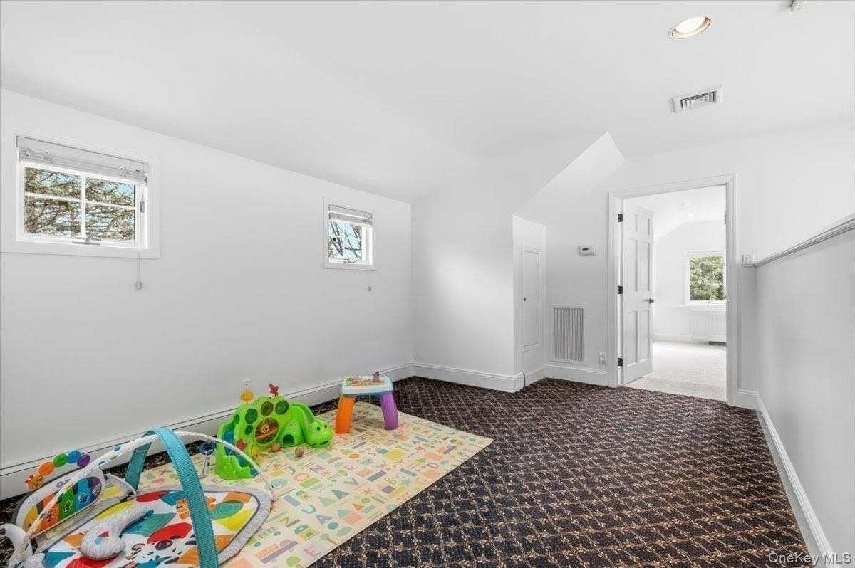 1040 Links Road Woodmere, NY 11598 - Photo 38 of 50