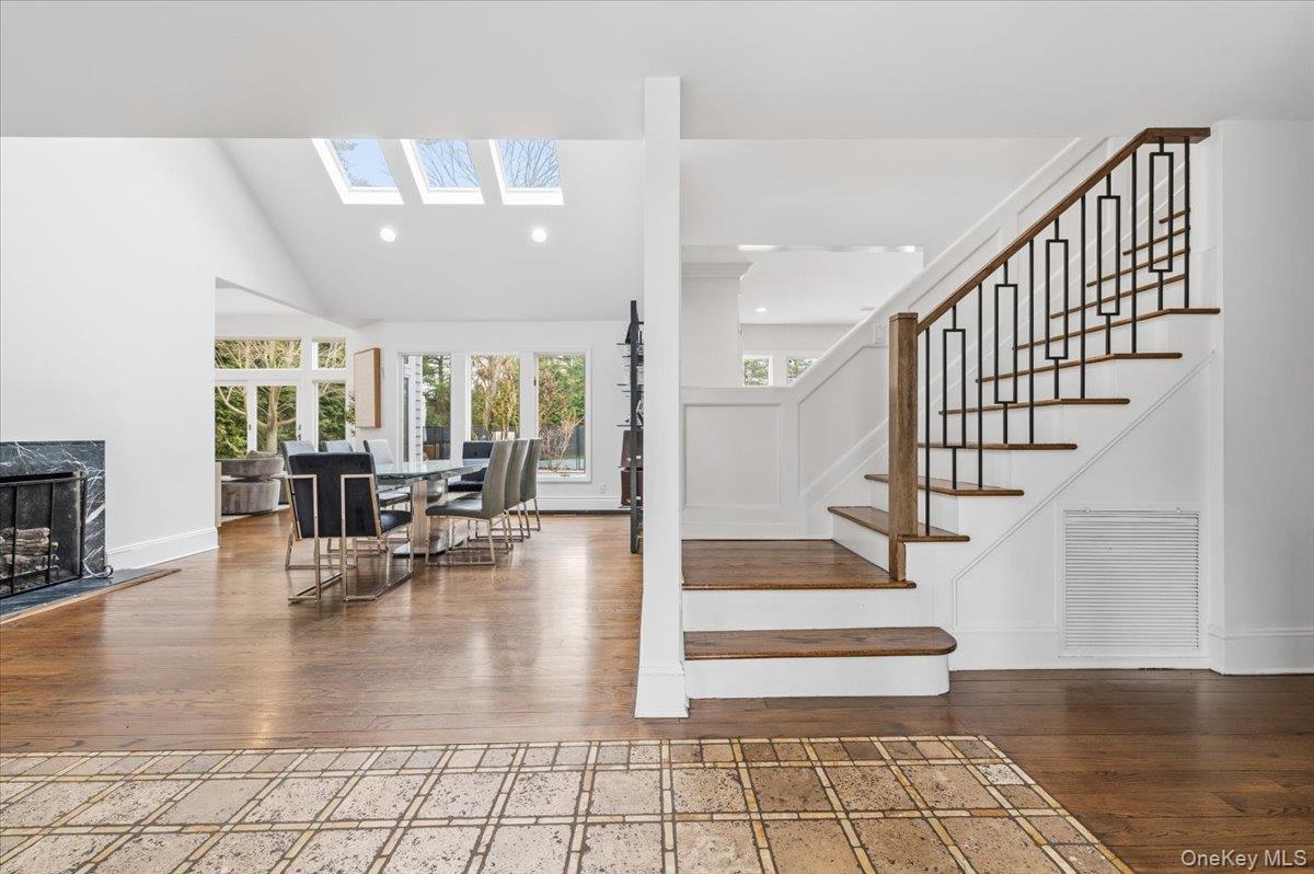 1040 Links Road Woodmere, NY 11598 - Photo 4 of 50