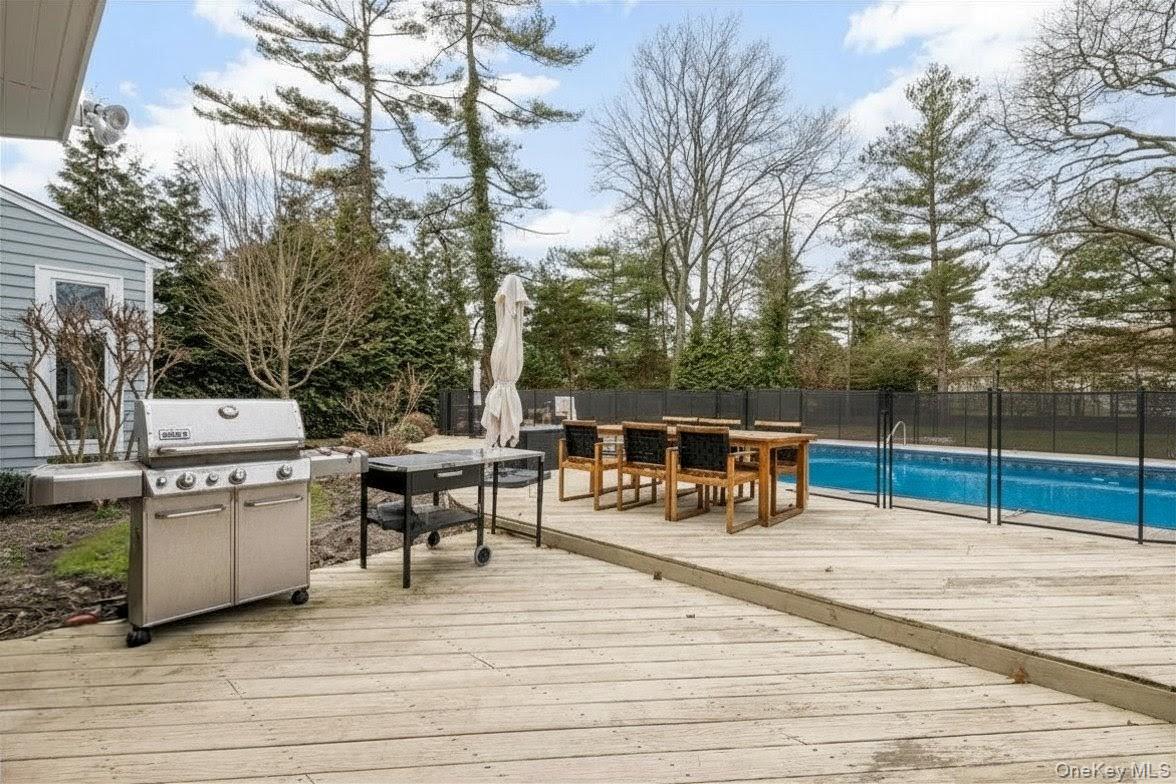 1040 Links Road Woodmere, NY 11598 - Photo 41 of 50