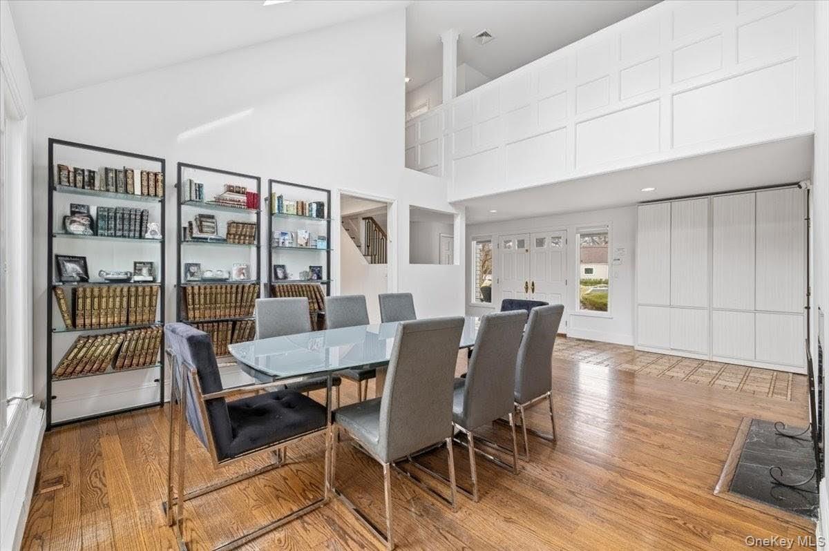 1040 Links Road Woodmere, NY 11598 - Photo 7 of 50