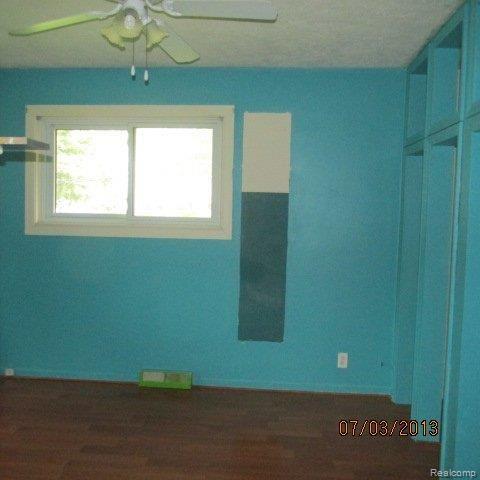 3640 Mann Road Clarkston, MI 48346 - Photo 6 of 20 018.JPG