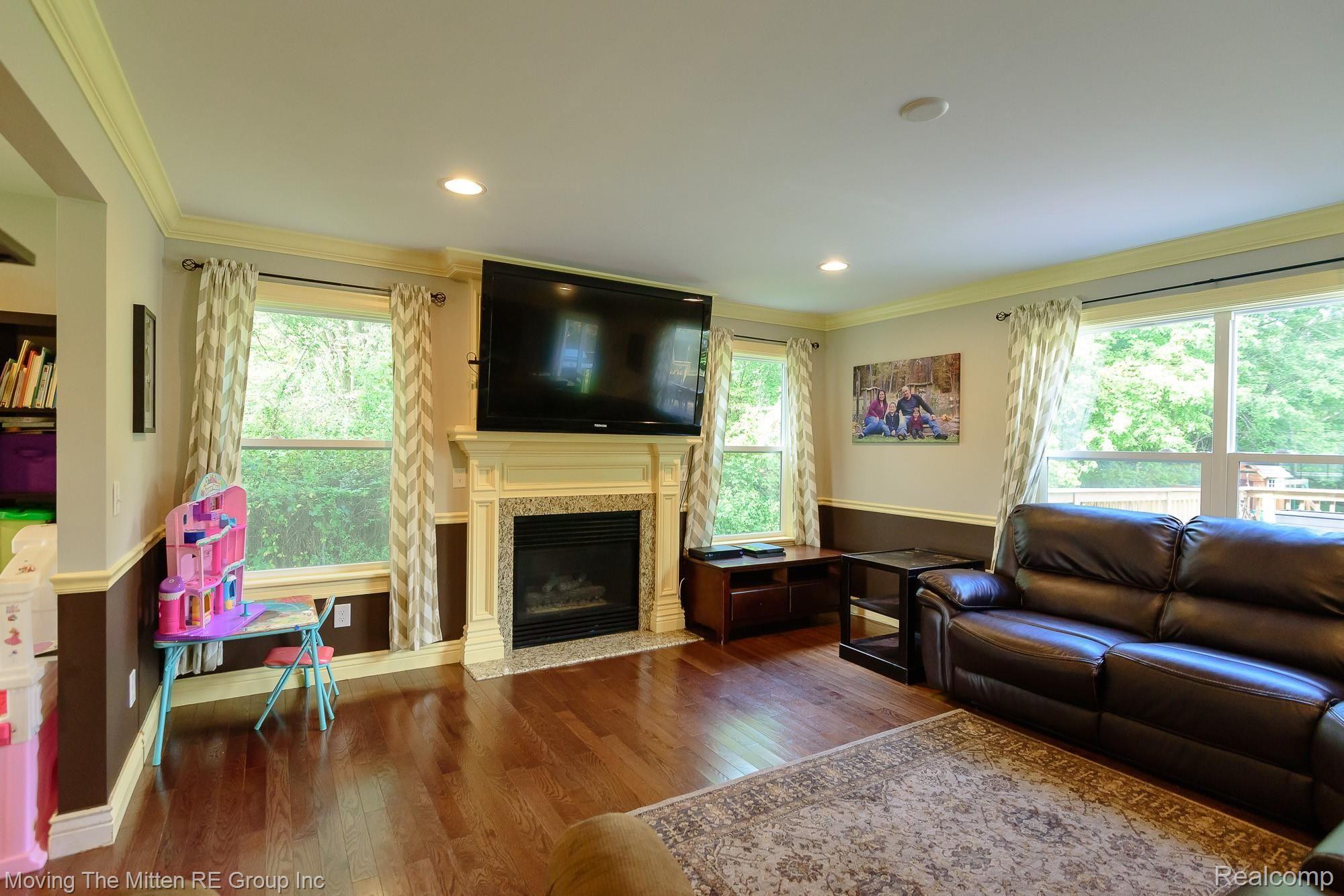 45530 Willow Road Belleville, MI 48111 - Photo 11 of 53 MTM_45530_willow-29.jpg