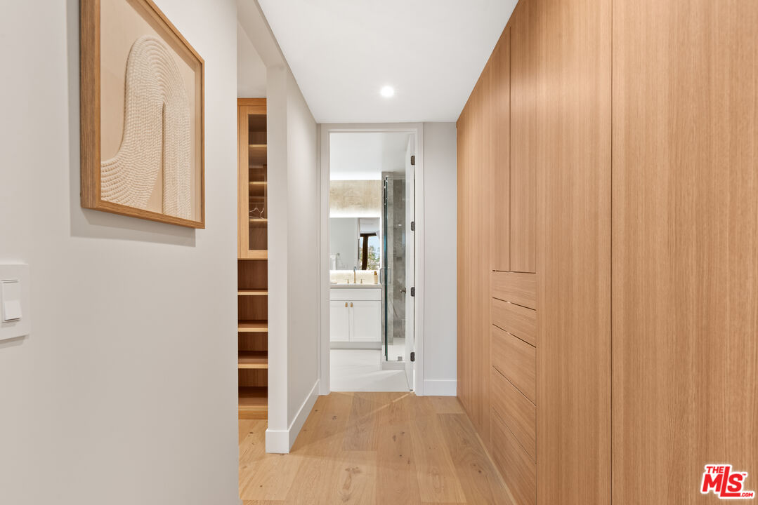 100 South La Jolla Avenue Los Angeles, CA 90048 - Photo 15 of 31 view of a bathroom with shower and a sink
