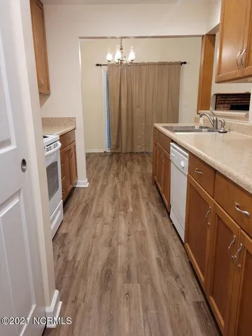 $1,900 | 150 Pine Lake Road, Cape Carteret, NC 28584