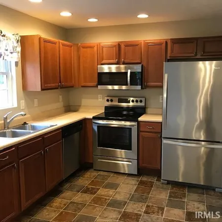 $1,950 | 8256 O O'Brian Boulevard, Newburgh, IN 47630