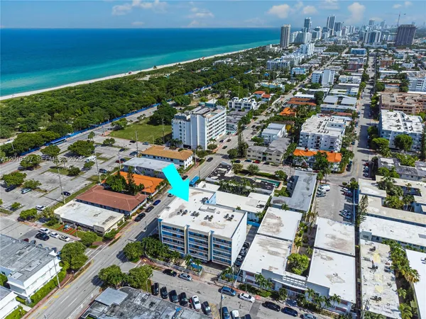 $2,790 | 8340 Harding Avenue, Unit 201, Miami Beach, FL 33141