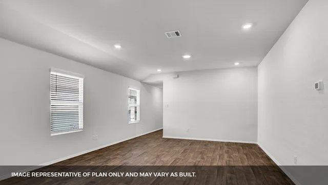 $289,990 | 142 Morning Glory Loop, Kyle, TX 78640