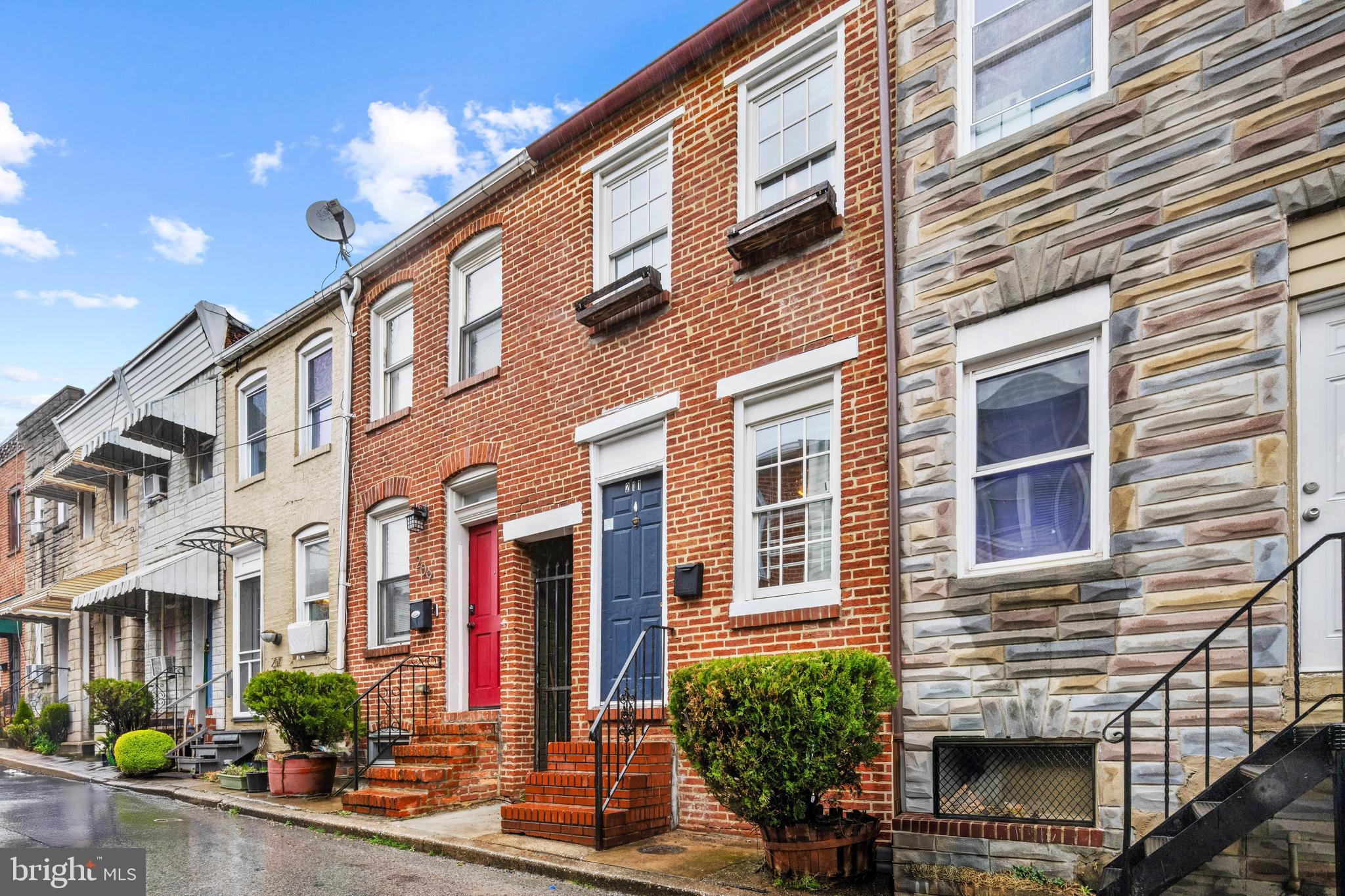 211 South Madeira Street Baltimore, MD 21231 - Photo 2 of 18