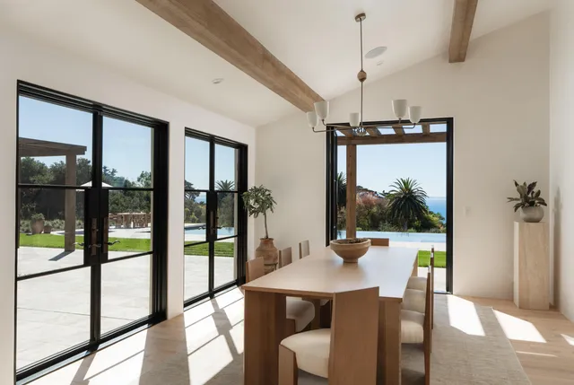 a view of garden with patio