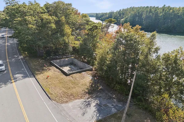 $159,900 | 646 Gurnet Road, Brunswick, ME 04011