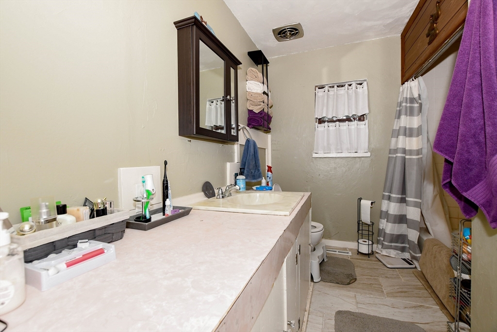 6 Gilbert Way Wareham, MA 02571 - Photo 23 of 42 a very nice looking room with a large window