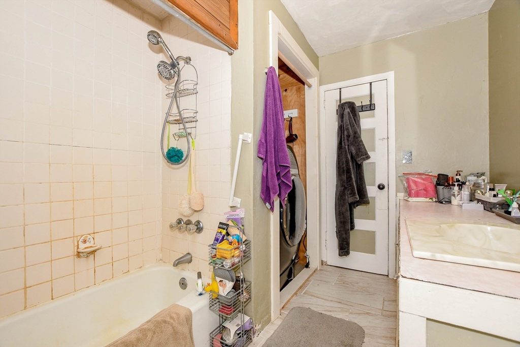 6 Gilbert Way Wareham, MA 02571 - Photo 25 of 42 a bathroom with a bathtub and shower