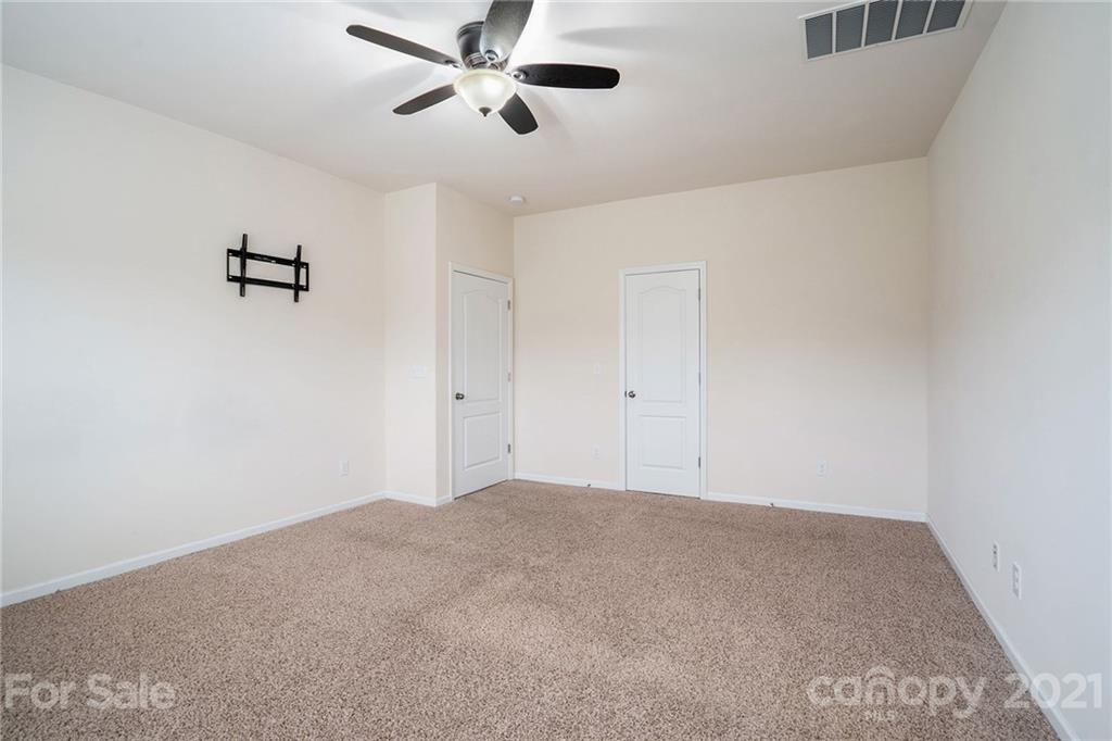 5814 Eleanor Rigby Road Charlotte, NC 28278 - Photo 19 of 30 Gallery Image 19