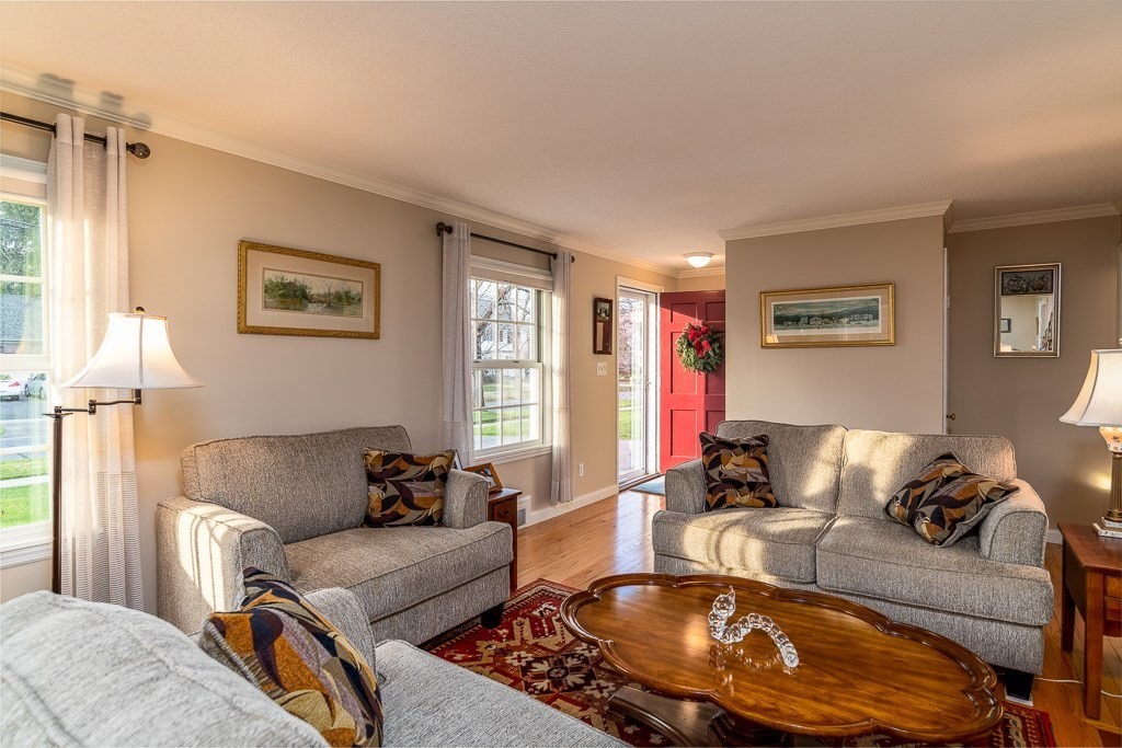 73 Falmouth Road Longmeadow, MA 01106 - Photo 8 of 33 Gallery Image 8