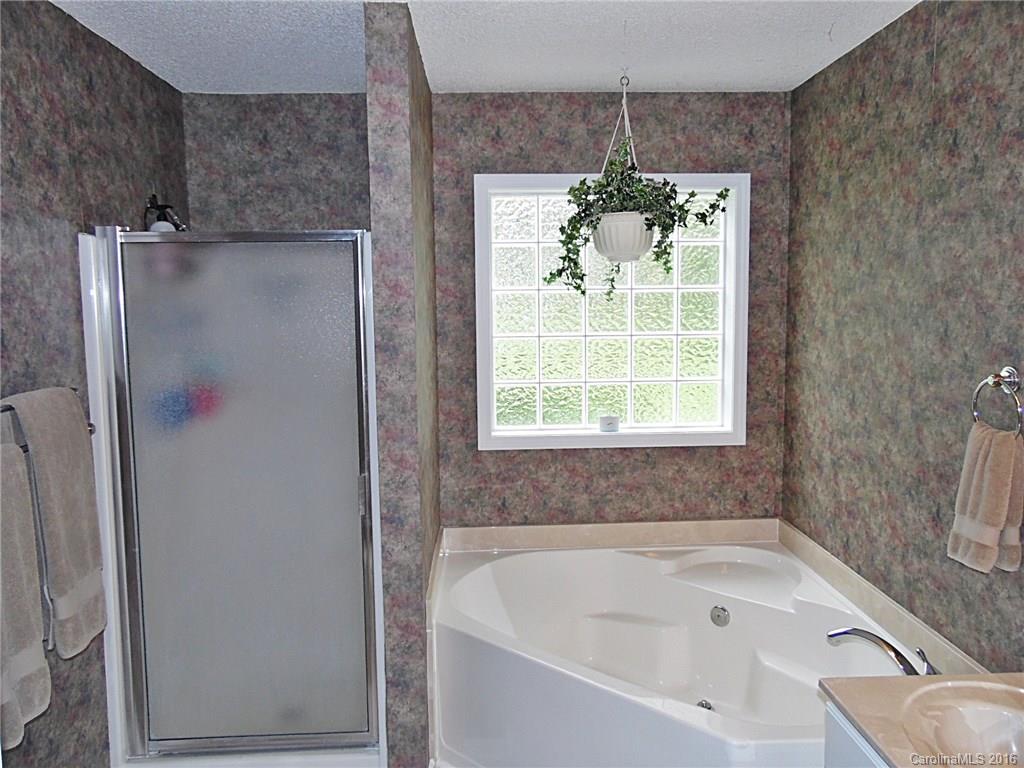 1033 Riddle Oak Lane Clover, SC 29710 - Photo 12 of 17 Gallery Image 12