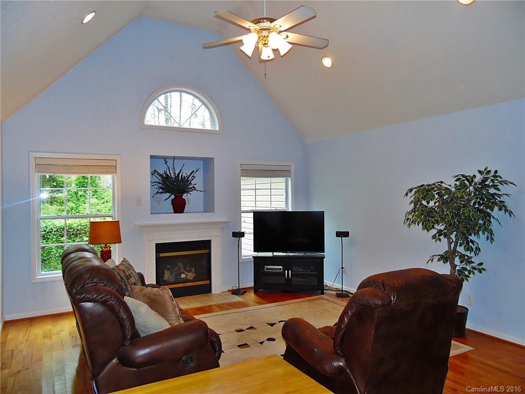 1033 Riddle Oak Lane Clover, SC 29710 - Photo 6 of 17 Gallery Image 6
