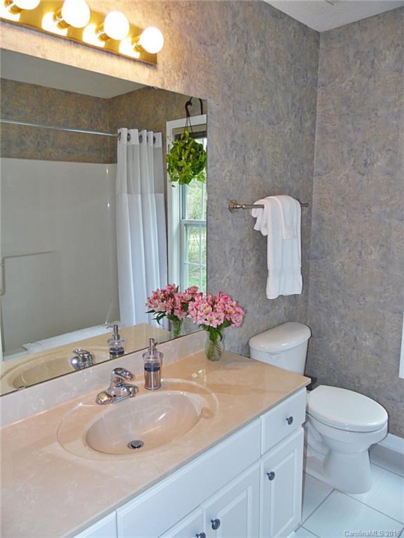 1033 Riddle Oak Lane Clover, SC 29710 - Photo 9 of 17 Gallery Image 9