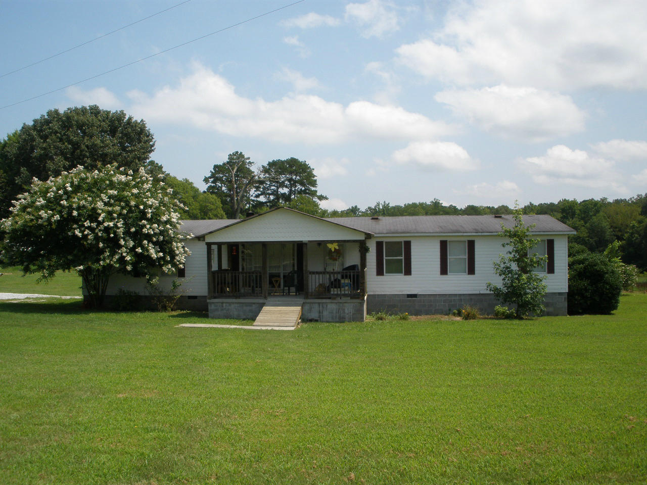 162 Ellis Road Kingston, TN 37763 - Photo 1 of 27 Front view
