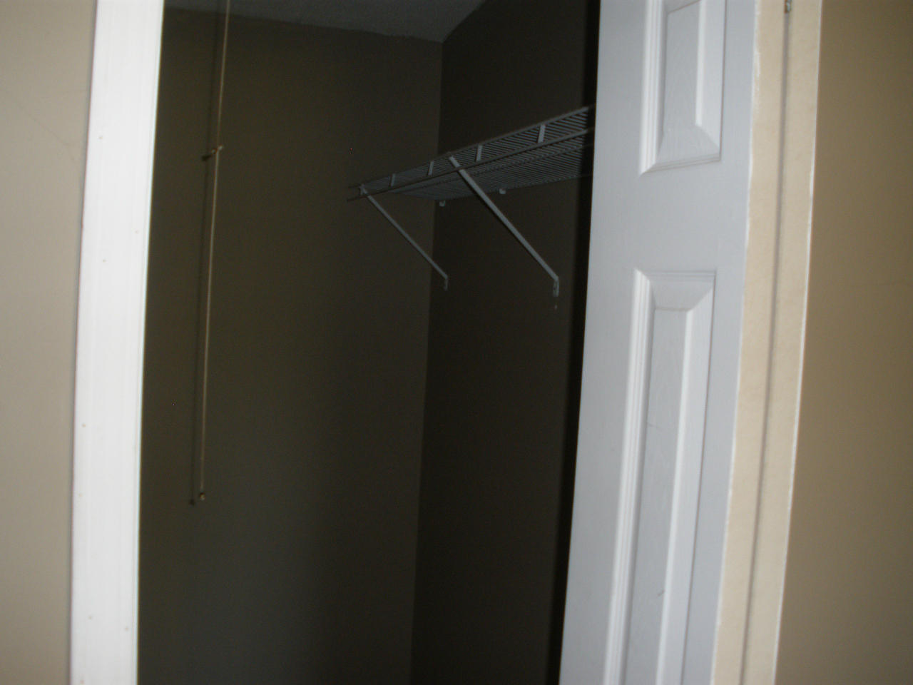 162 Ellis Road Kingston, TN 37763 - Photo 21 of 27 Walk-in Closet
