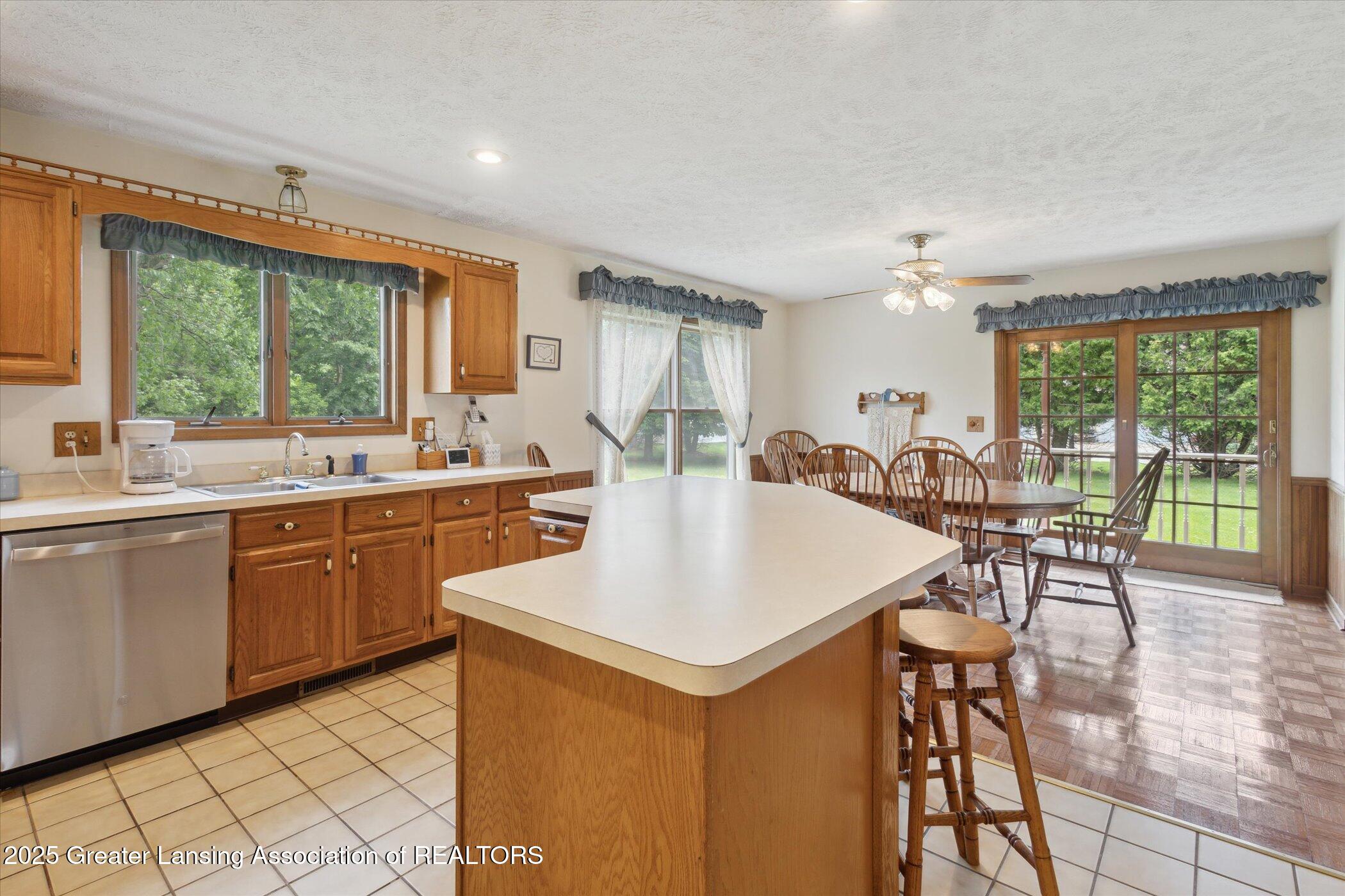 525 Grovenburg Road Mason, MI 48854 - Photo 9 of 36 10-525-Grovenburg-Rd-Mason-MI-48854-Wind