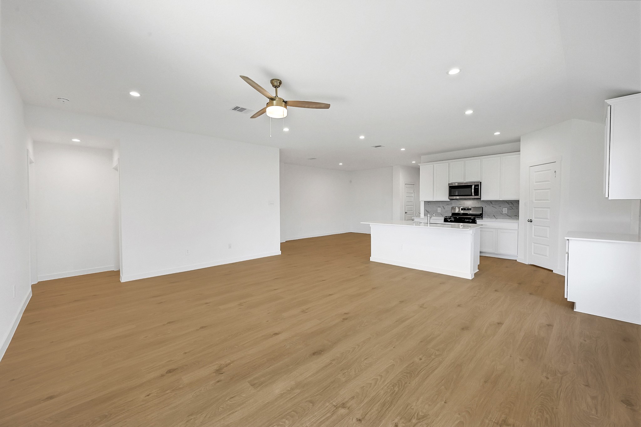 6706 Prairie Sky Drive Rosenberg, TX 77471 - Photo 12 of 23 *Images and 3D tour are for illustration only and options may vary from home as built.