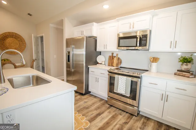 $1,700 | 211 Big Branch Drive, Unit A, Ellabell, GA 31308