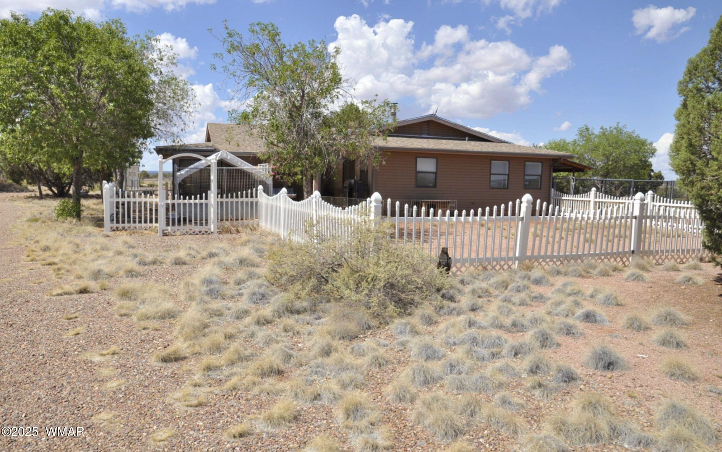 138 Jeff Lake Road Concho, AZ 85924 - Photo 21 of 52 20