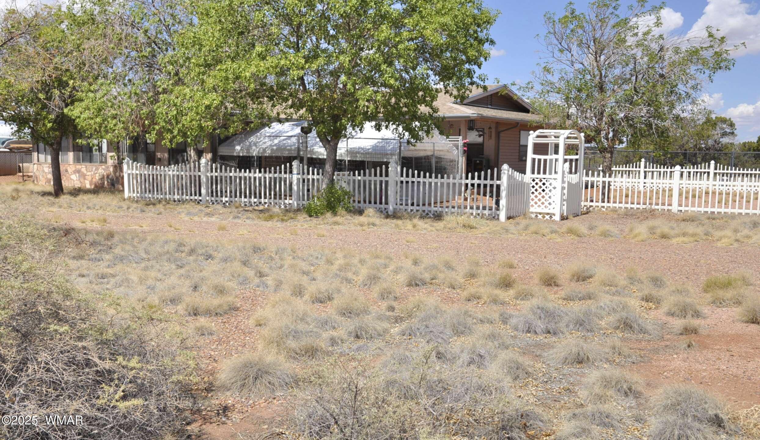138 Jeff Lake Road Concho, AZ 85924 - Photo 30 of 52 27