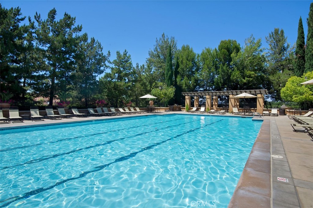 72 Clouds View Irvine, CA 92603 - Photo 49 of 51 Community Area