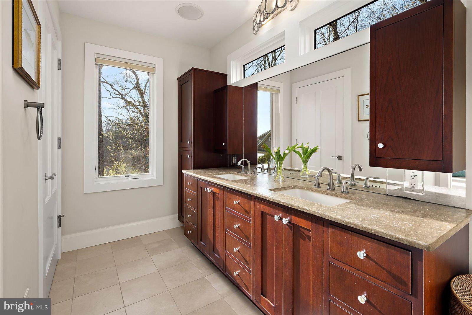 198 Acton Road Annapolis, MD 21403 - Photo 28 of 50 Primary bath