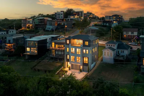 $1,825,000 | 302 33rd Avenue North, Nashville, TN 37209