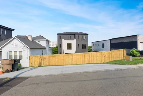 $1,825,000 | 302 33rd Avenue North, Nashville, TN 37209