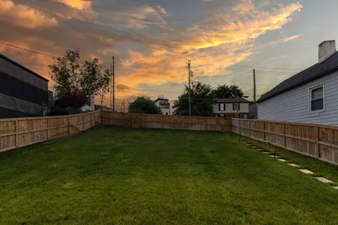 $1,825,000 | 302 33rd Avenue North, Nashville, TN 37209