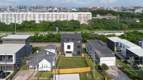 $1,825,000 | 302 33rd Avenue North, Nashville, TN 37209