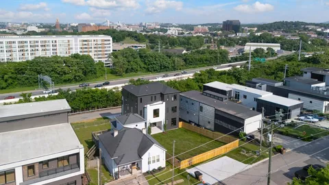 $1,825,000 | 302 33rd Avenue North, Nashville, TN 37209